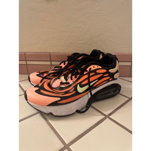 Nike Air Max 200 Running Shoes Peach Orange Green Black Women's Size 9 - Picture 1 of 7